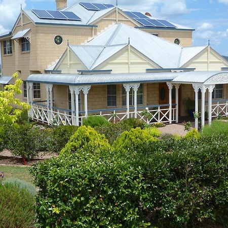 Grovely House Bed and Breakfast Stanthorpe Exteriör bild