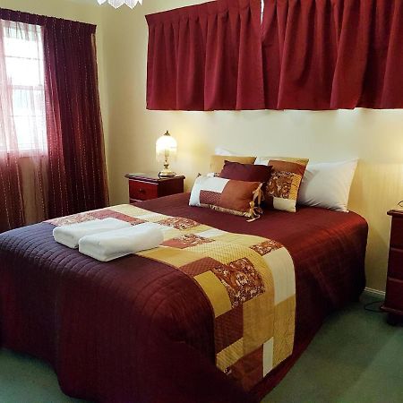 Grovely House Bed and Breakfast Stanthorpe Exteriör bild