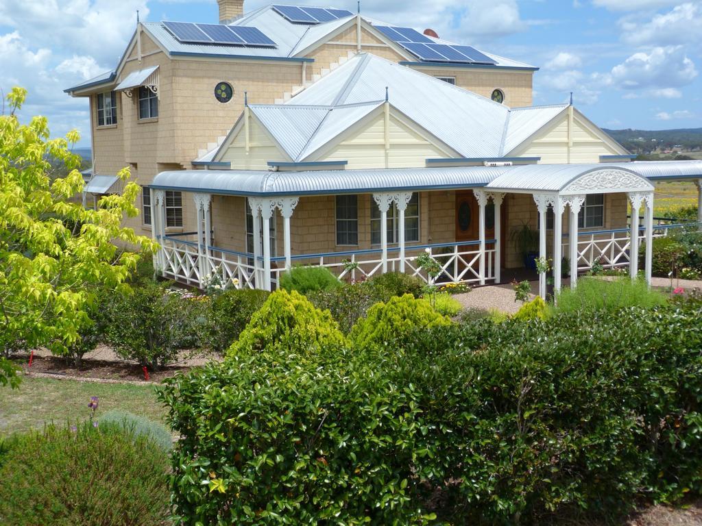 Grovely House Bed and Breakfast Stanthorpe Exteriör bild