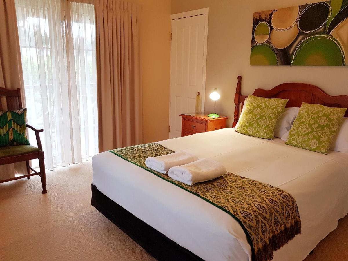 Grovely House Bed and Breakfast Stanthorpe Exteriör bild