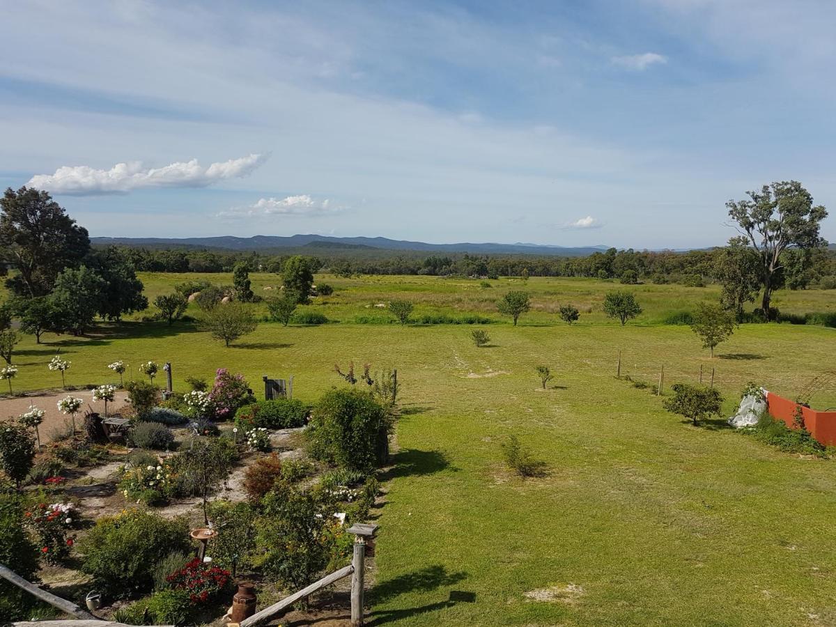 Grovely House Bed and Breakfast Stanthorpe Exteriör bild